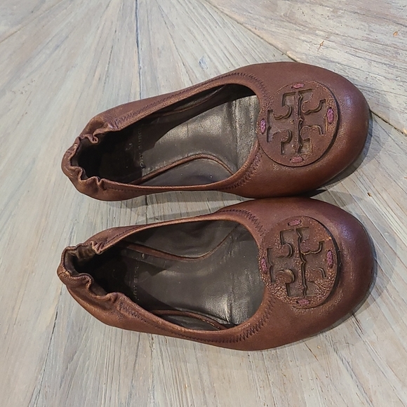 Tory Burch Shoes - Tory Burch brown leather ballet flats
